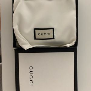 SOLD!!! Gucci Bifold Wallet